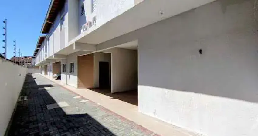 Sobrado com 2 dormitórios para alugar, 65 m² por r$ 2.850,00 - centro - caraguatatuba/sp