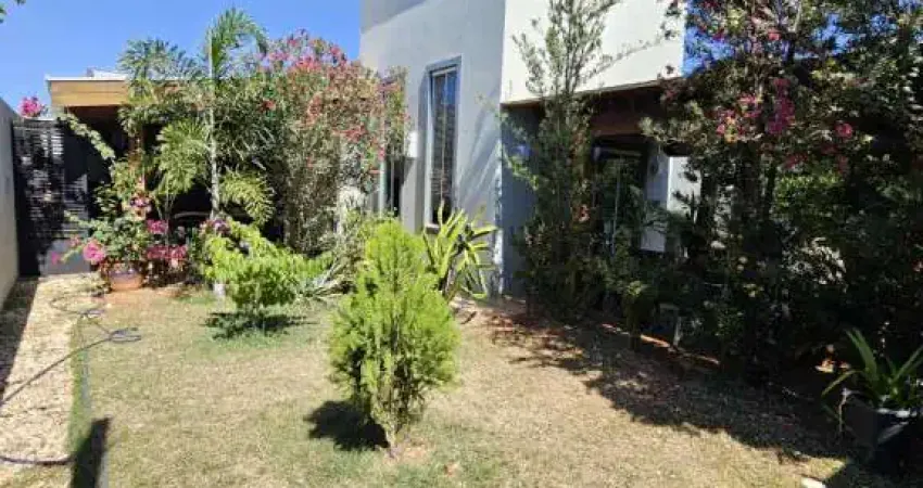 Casa com 2 quartos à venda na Rua Pioneiro Jamil Caruy, Loteamento Residencial Flávia, Penápolis