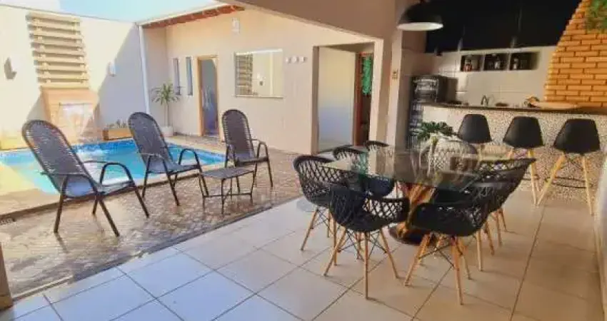 Casa com 3 quartos à venda na Rua Maria Rosa Passafaro Altimari, Residencial Jardim do Lago III, Penápolis