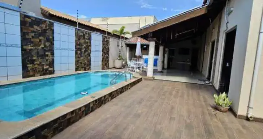 Casa com 3 quartos à venda na Avenida Aziz Salim Sayeg, Residencial Jardim do Lago II, Penápolis