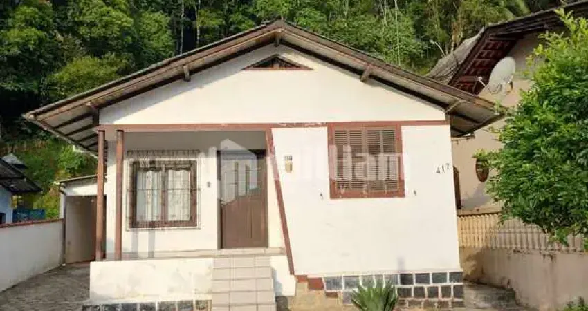 Casa à venda no Primeiro de Maio, Brusque 