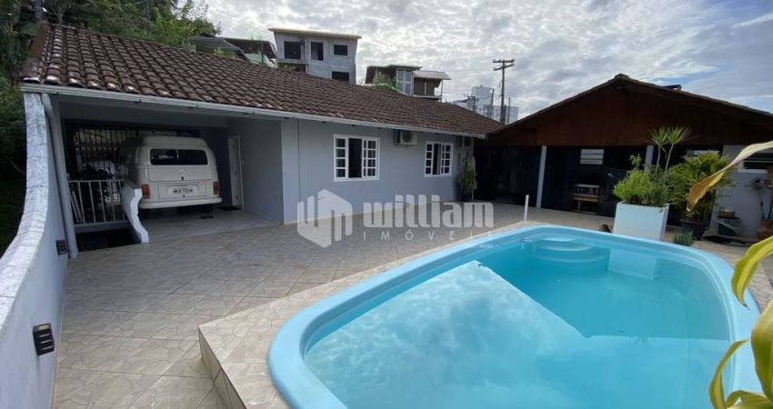 Casa com 3 quartos à venda no Guarani, Brusque 