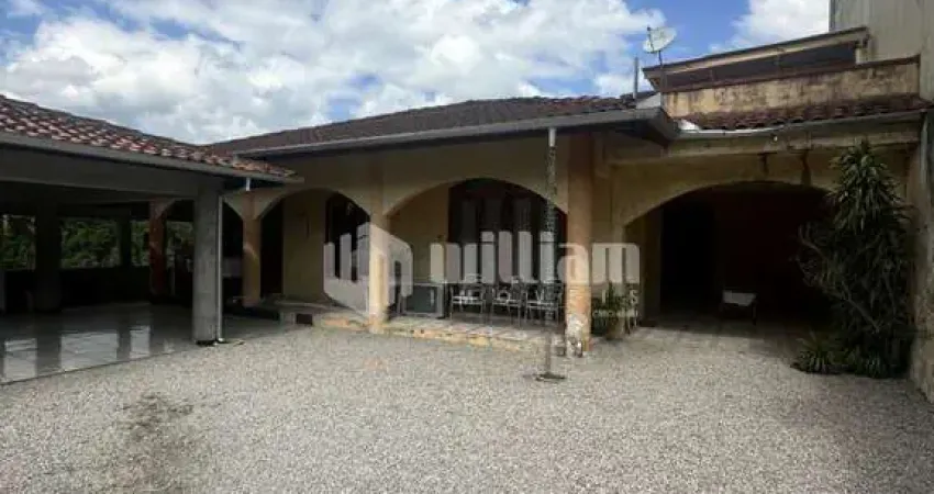 Casa com 4 quartos à venda no Primeiro de Maio, Brusque 
