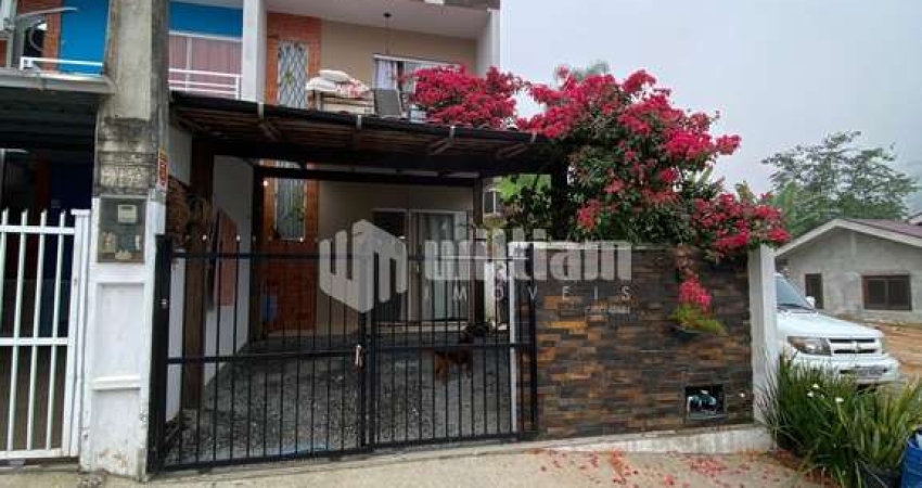 Casa com 2 quartos para alugar no Zantão, Brusque 