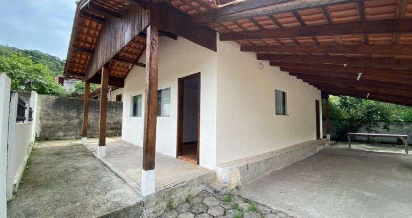Casa com 2 quartos para alugar no Cedrinho, Brusque 