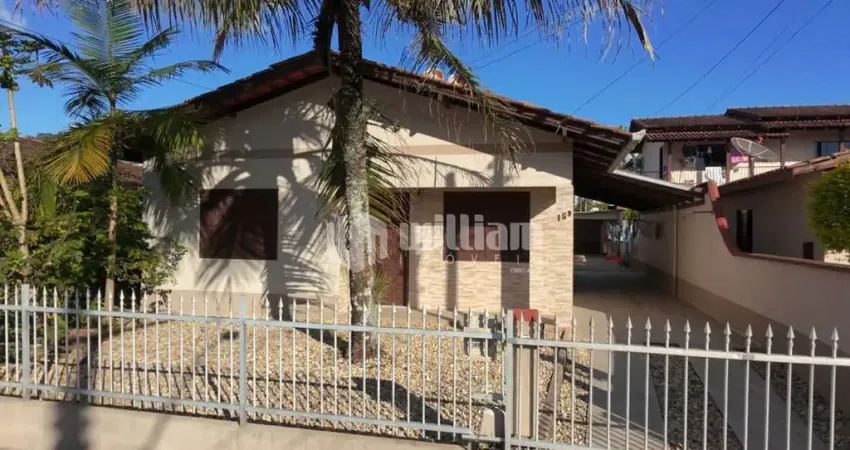 Casa com 6 quartos à venda no Santa Terezinha, Brusque 