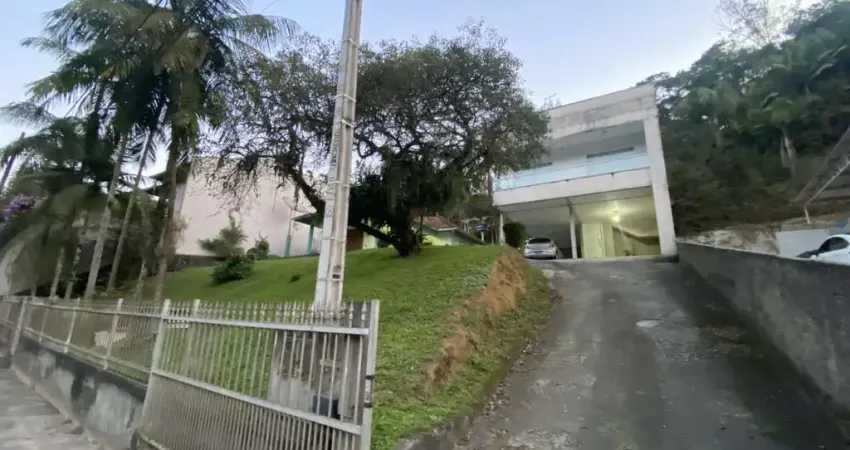 Casa com 3 quartos à venda no Primeiro de Maio, Brusque 