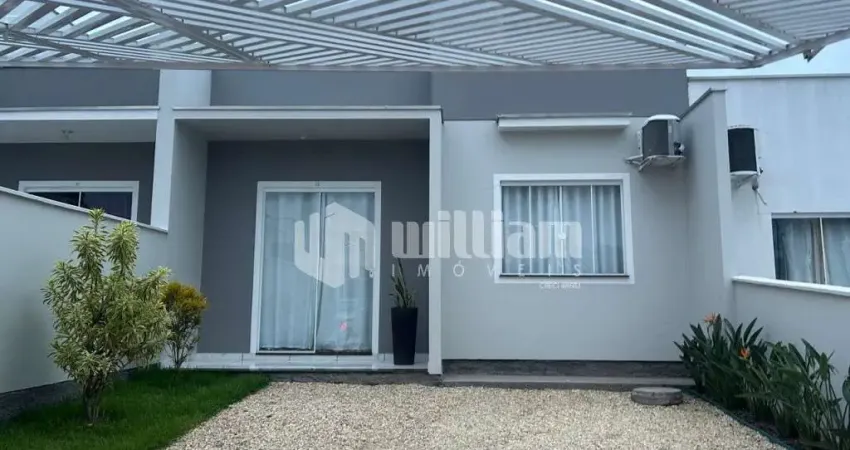 Casa com 3 quartos para alugar no Cedrinho, Brusque 