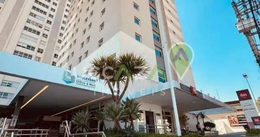 Sala Comercial no Centro de Jacareí-SP: 1 sala, 1 banheiro, 1 vaga de garagem, 27,00 m² de área. Aproveite!