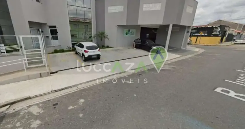 Apartamento com 2 quartos para alugar na Rua Juca Azevedo, 03, Centro, Jacareí
