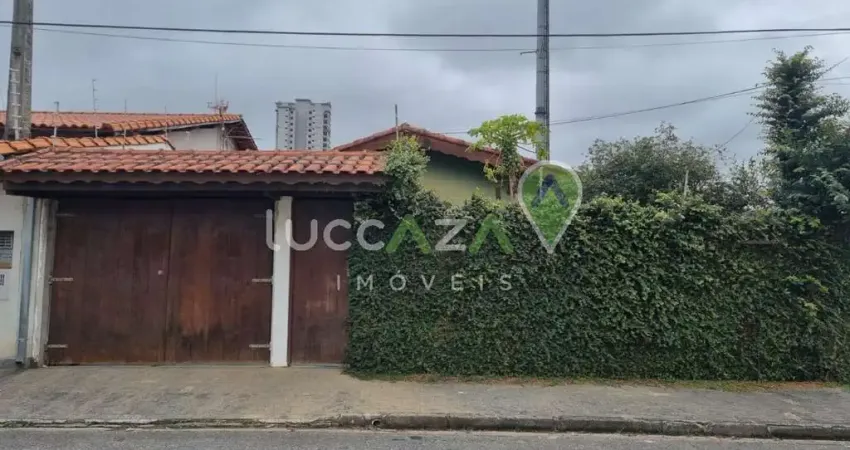 Casa à venda em Jacareí-SP, Cidade Jardim: 3 quartos, 1 suíte, 3 salas, 2 banheiros, 4 vagas de garagem, 142,94m². Imperdível!