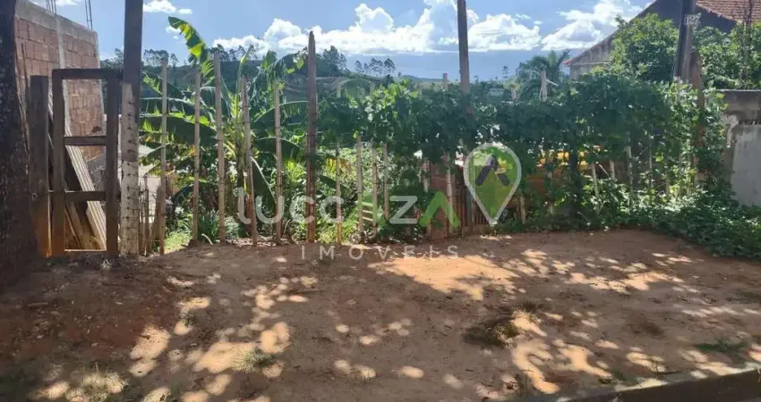 Terreno à venda em Jacareí-SP, bairro Primeiro de Maio, 152,00 m² de área!