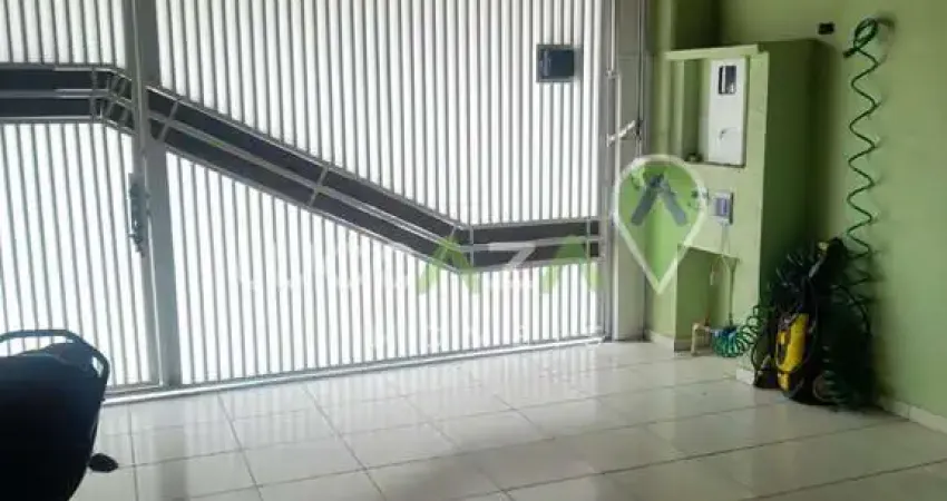 Casa à venda em Jacareí-SP, bairro Cidade Salvador: 3 quartos, 2 salas, 3 banheiros, 2 vagas de garagem, 132m².