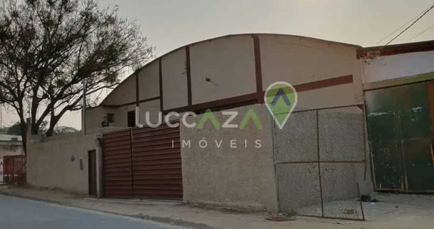 Galpão Industrial de Alto Padrão com 4 Salas e 3 Banheiros em São José dos Campos-SP, Bairro Chácaras Reunidas