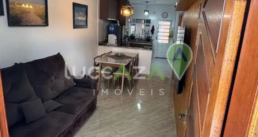 Casa em Condomínio à Venda em Jacareí-SP - 2 Quartos, 2 Salas, 2 Banheiros, 2 Vagas de Garagem - 80m² no Bairro do Colonia