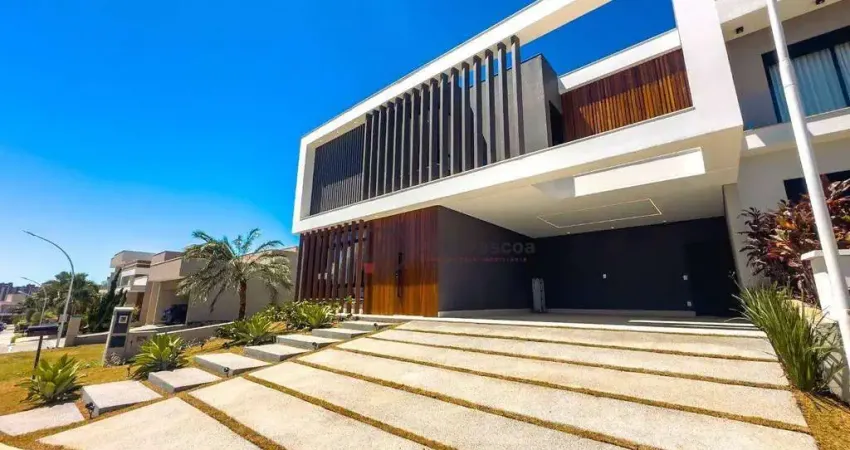 Casa à venda no condomínio maria dulce em indaiatuba com 5 suítes e com planejados em todos ambientes ! melhor localização da cidade !