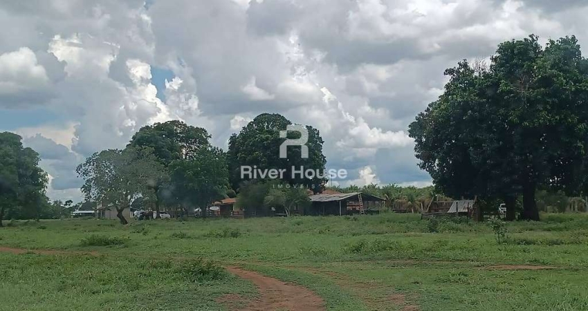 Fazenda à venda, no município de Poconé a 10 km  com área total de 700 hectares com área aberta e f