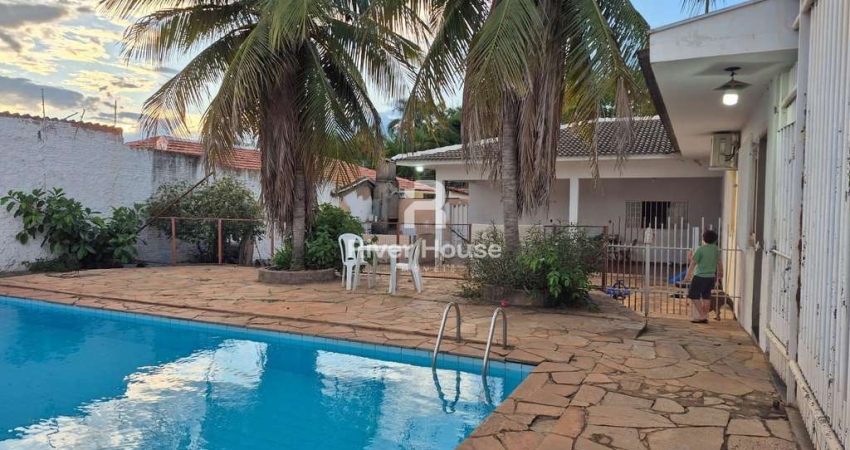 Casa à Venda no Valor R$ 1.200.000,00, Área 882m²; 6 Vagas de Garagem; Boa Esperança, Cuiabá, MT