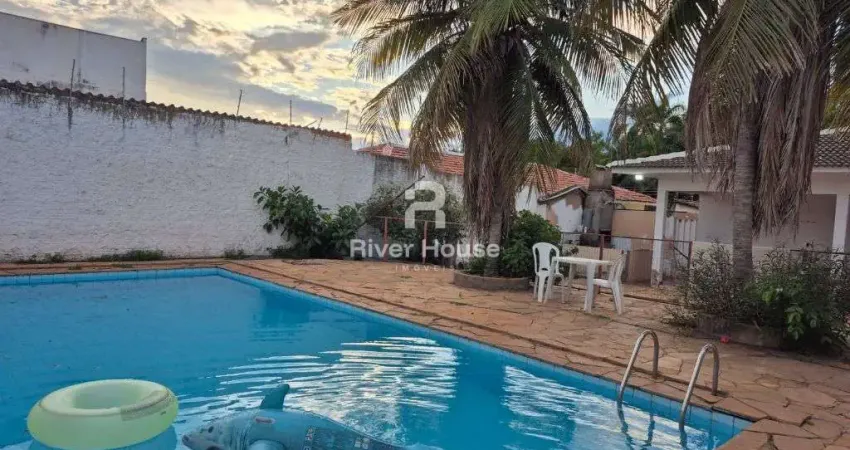 Belissima casa para venda no valor r$ 1.200.000,00 ; area 882 m2 ; 05 suites ; boa esperanca, cuiaba - mt  01 area da frente 01 sala 05 quartos sendo 05 suites uma master 06 banheiros 01 cozinha 01 ar