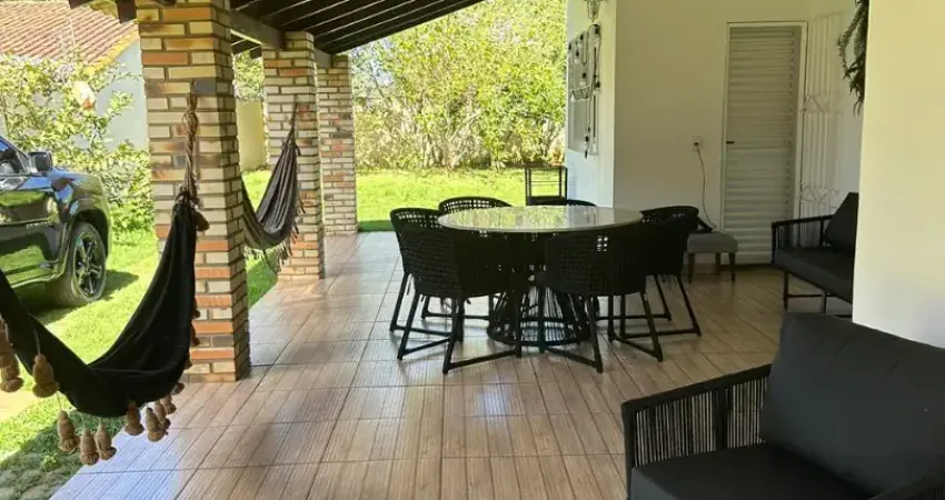 Lindíssima  casa em chapada dos guimarães, bairro bom clima-mt