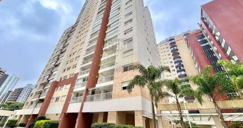Apartamento Moderno e Mobiliado no Coração do Água Verde - Ed. Magno 2 Quartos (1 Suíte) 2 Vagas