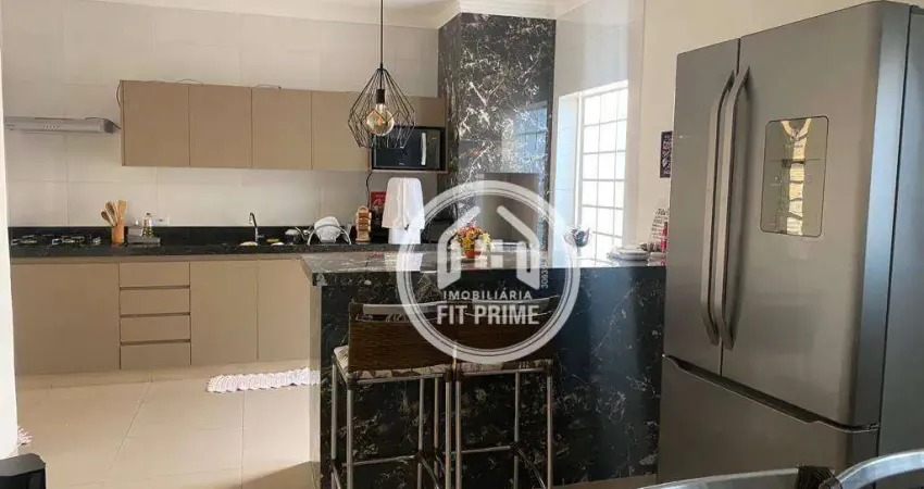 Casa com 3 dormitórios à venda, 143 m² por R$ 570.000,00 - Jardim Nazareth - São José do Rio Preto/SP
