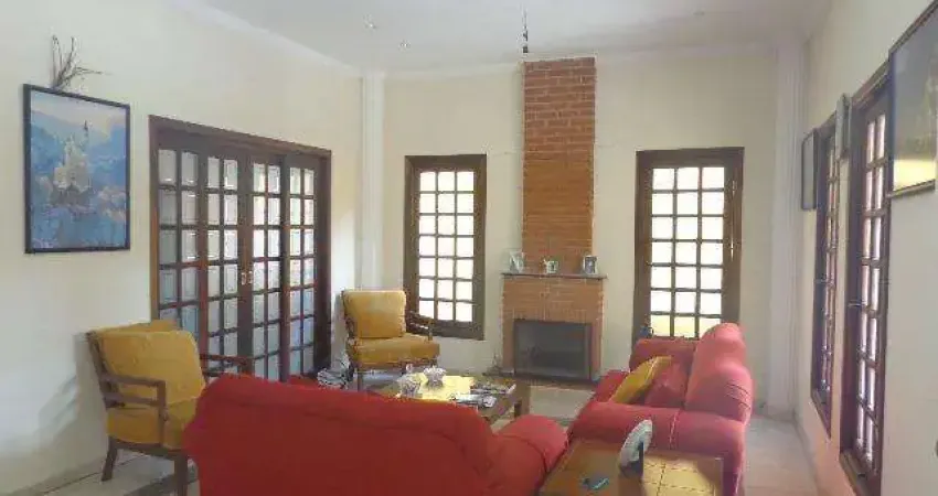 Casa com 4 dormitórios à venda, 405 m² - Cidade São Francisco - São Paulo/SP