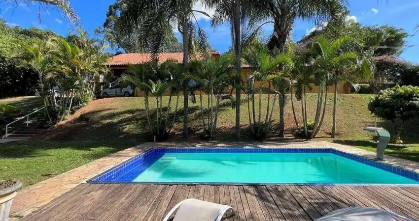 Casa com 4 dormitórios à venda, 350 m² por R$ 3.100.000,00 - Granja Viana - Carapicuíba/SP
