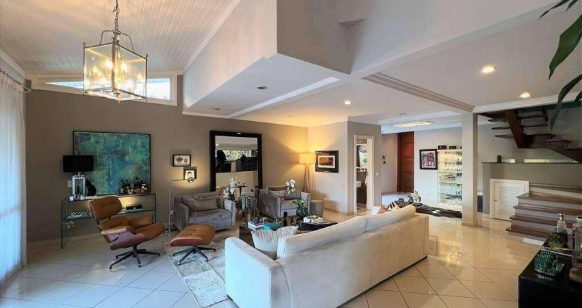 Casa com 4 dormitórios, 4 suítes à venda, 828 m² por R$ 2.799.000 - Granja Viana - Cotia/SP