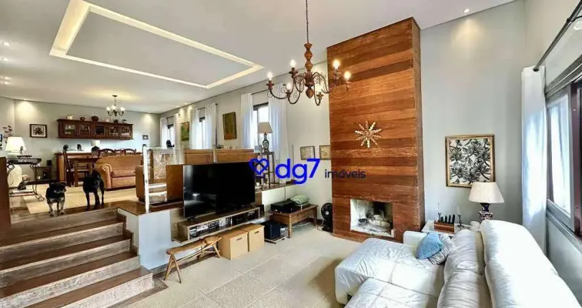 Casa em condomínio golf village granja viana 3 suítes e 4 vagas