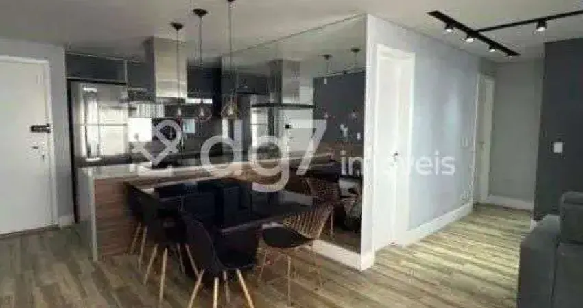 Apartamento com suíte - Reformado, projetado por Arquiteto!