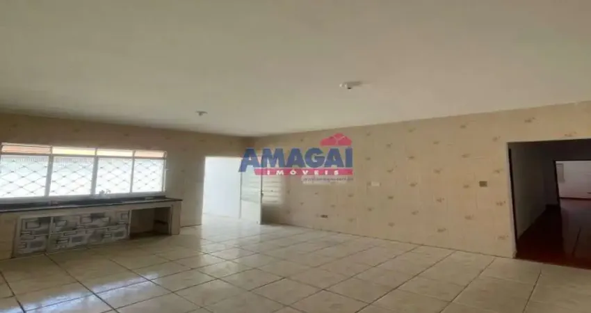 Casa com 3 quartos à venda no Centro, Jacareí 