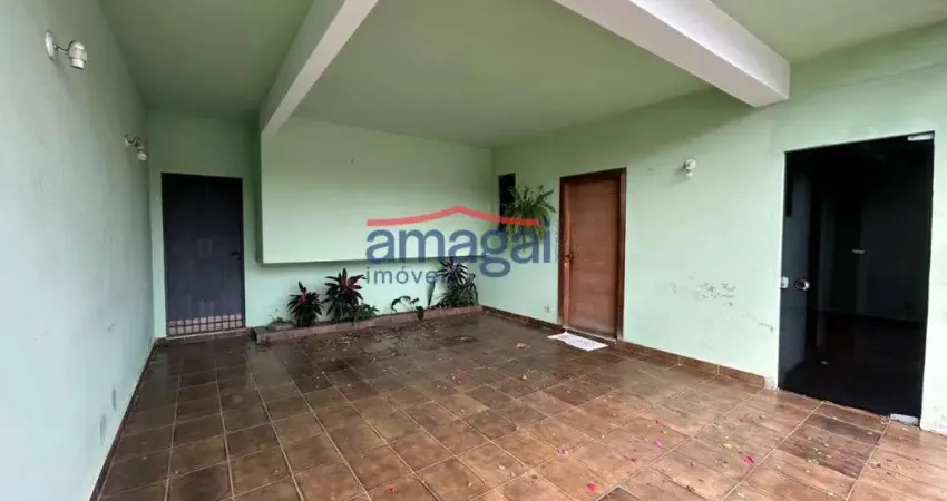 Casa com 5 quartos à venda no Centro, Jacareí 