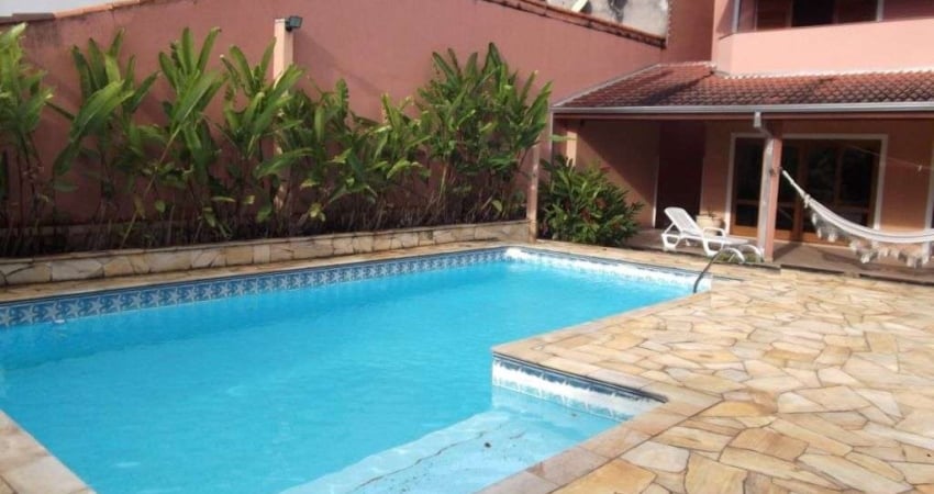 Casa com 6 quartos à venda no Jardim Santa Maria, Jacareí 