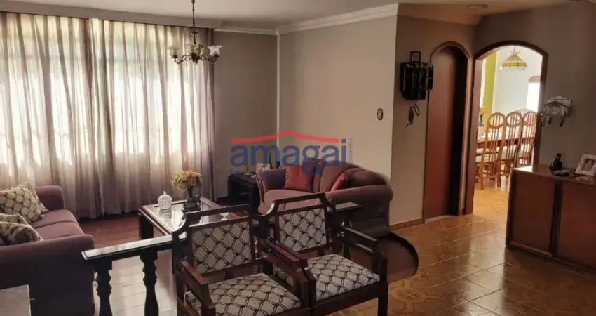 Casa com 4 quartos à venda no Jardim São José, Jacareí 