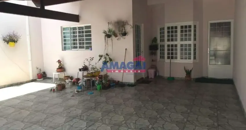 Casa com 3 quartos à venda no Jardim Altos de Santana II, Jacareí 