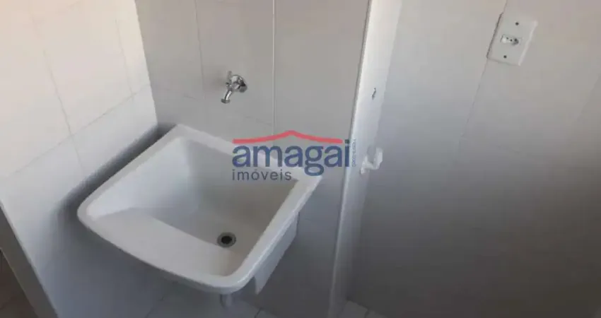 Apartamento com 3 quartos para alugar no Centro, Jacareí 