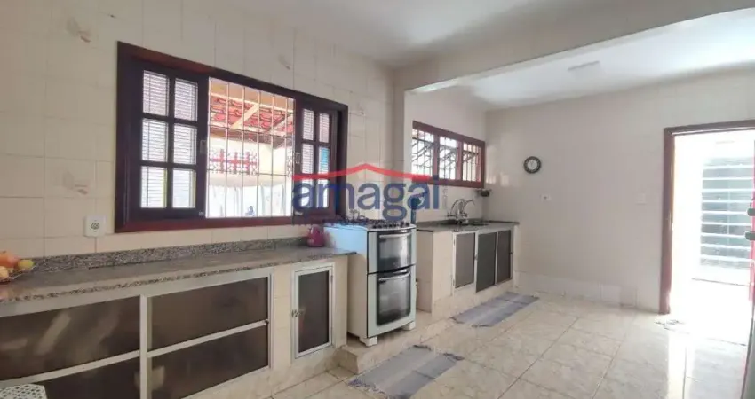Casa com 3 quartos à venda na Cidade Jardim, Jacareí 