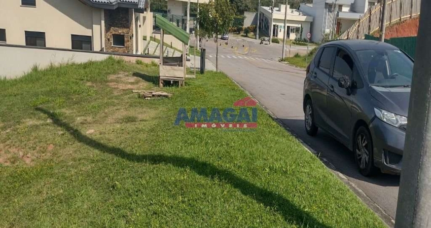 Terreno em condomínio fechado à venda no Jardim Sant\'Anna do Pedregulho, Jacareí 