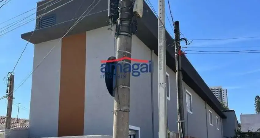 Kitnet / Stúdio para alugar no Jardim Luiza, Jacareí 
