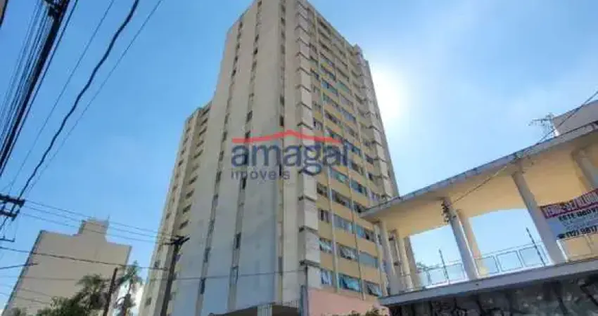 Apartamento com 3 quartos para alugar no Centro, Jacareí 