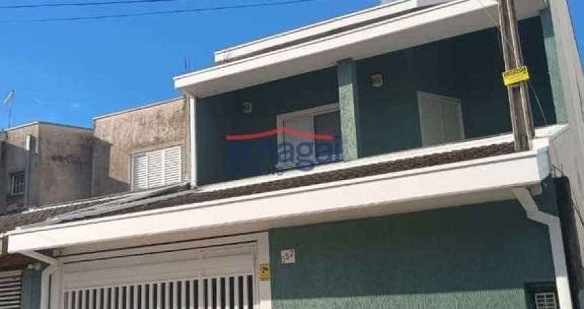 Casa com 3 quartos para alugar no Loteamento Villa Branca, Jacareí 