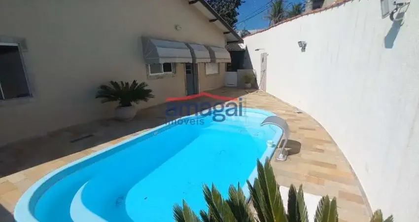 Casa com 3 quartos para alugar no Jardim Terras de São João, Jacareí 