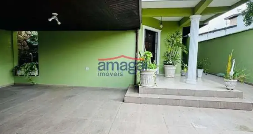 Casa com 4 quartos à venda na Cidade Jardim, Jacareí 