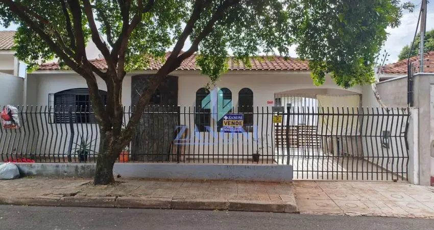 Casa com 3 quartos à venda na Rua Sérgio Bittencourt, 337, Jardim América, Maringá