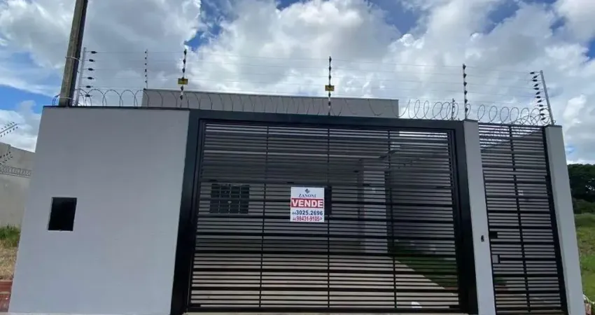 Casa a venda 3 Quartos, 1 Suite, 2 Vagas, 137M2, BOM JARDIM, Maringa - PR