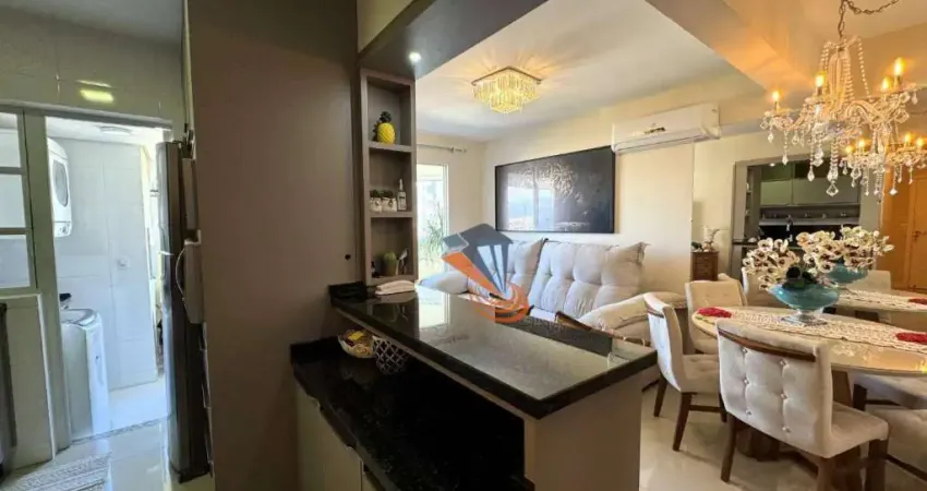 Apartamento com 3 dormitórios à venda, 92 m² por R$ 780.000,00 - Barreiros - São José/SC
