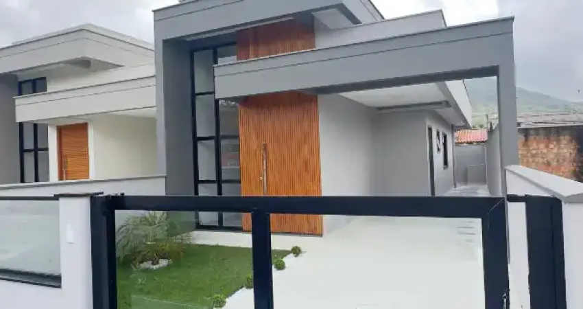 Casa com 02 dormitórios (01 suíte) em forquilhas, são josé/sc