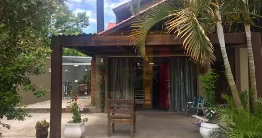 Casa com 3 quartos à venda na Rua Pau de Canela, 1145, Campeche, Florianópolis