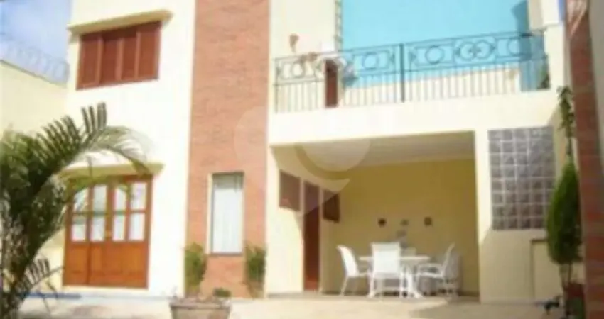 Casa com 3 quartos à venda na Professora Leonor Ayres De Camargo, S/N, Vila São José, Itapetininga